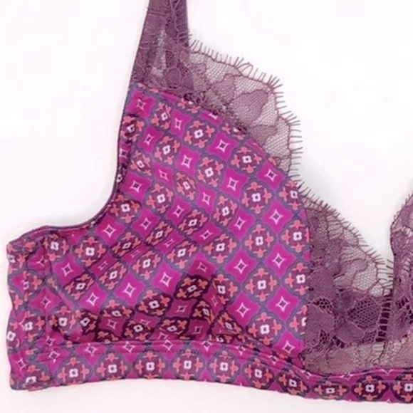 VS Satin Geo Bralette - Picture 5 of 9